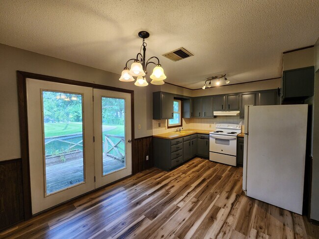 1637 Springhill St Unit 4