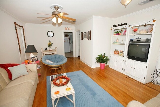 Photo - 1020 Ellingson Ln