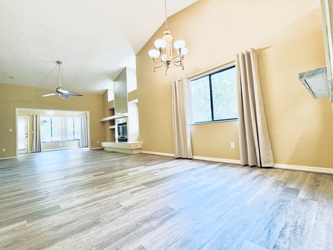 Photo - 4399 Brooker Creek Dr