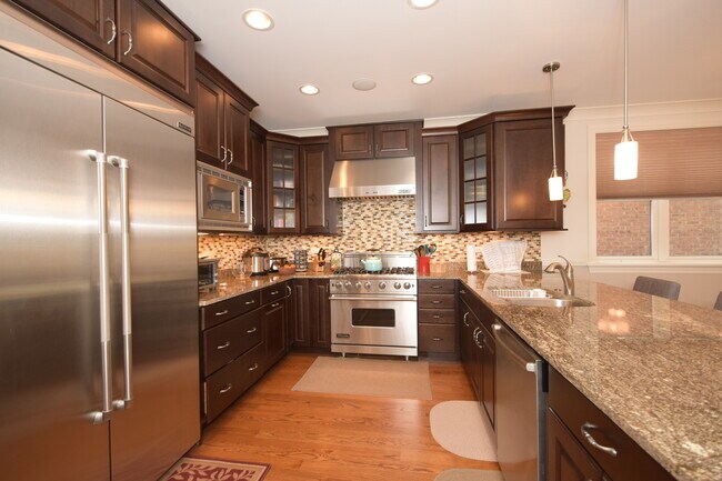 Photo - 2848 N Sheffield Ave Unit 2N