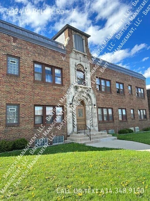 Building Photo - 5324 Beloit Rd Unit 7