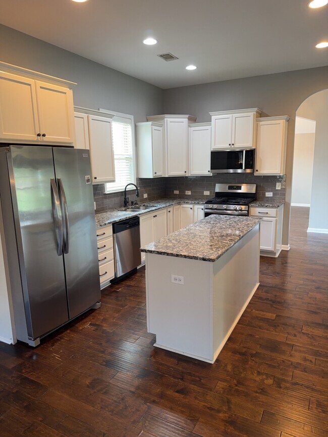 Photo - 8836 Andress Ct