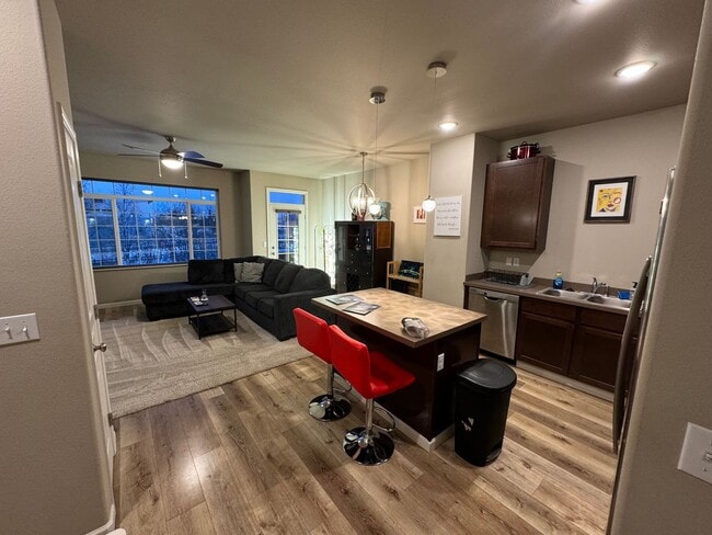 Photo - 1466 Shallow Pool Dr