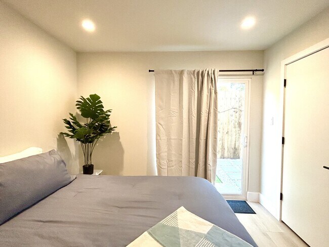 Photo - 5302 St Georges Green Unidad Apt A