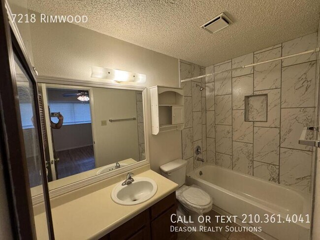 Photo - 7218 Rimwood-