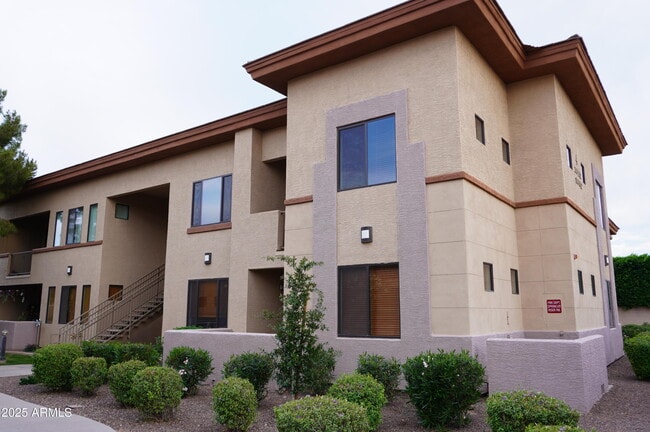 Building Photo - 3330 S GILBERT Rd Unit 2010 Rental