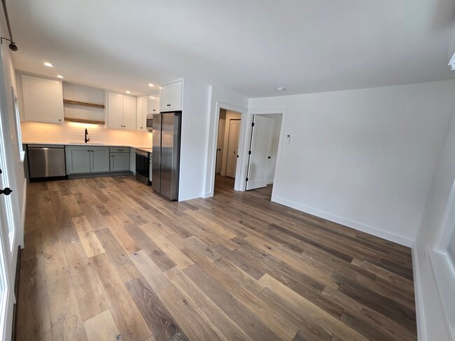 Photo - 143 Martin Rd