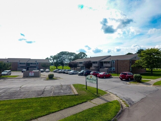 Building Photo - $350 OFF MOVE IN COSTS! MUST SEE Unit 307 S  High St.  1