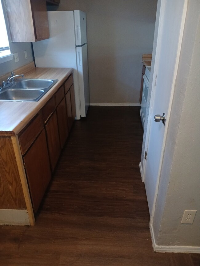 Photo - 4301 Yorkshire Dr Unit 38