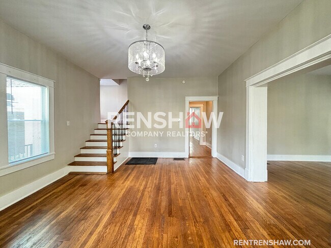 Photo - 59 N Willett St