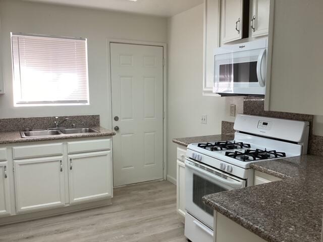 Photo - 38550 22nd St E Unidad 3