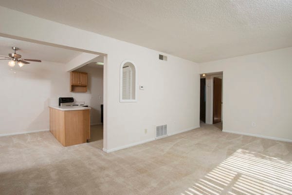 Photo - Parkway Apartments