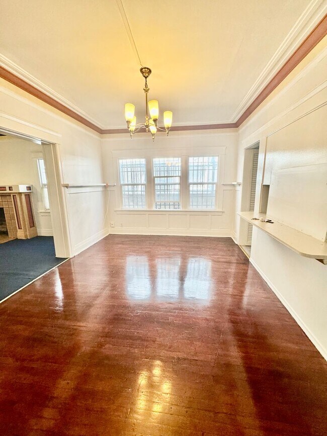 Photo - Spacious Unit Unit Apt 01