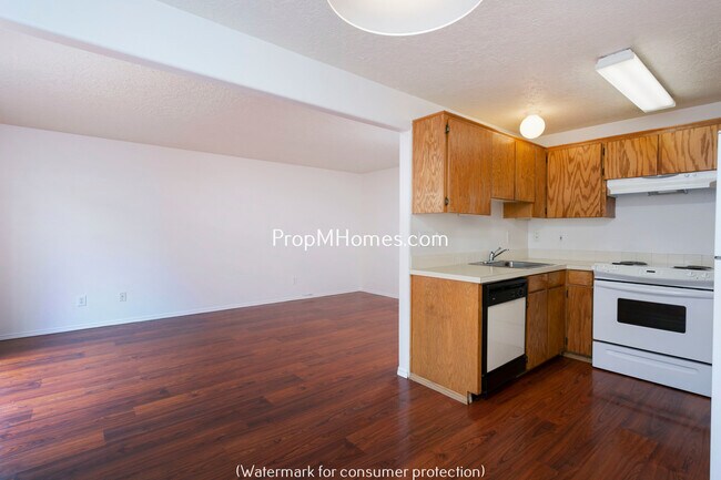 Photo - 2516 SE 103rd Ave
