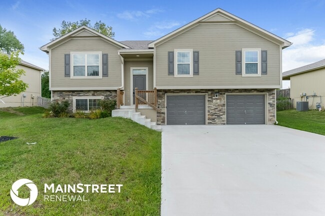 Building Photo - 409 Golfview Dr