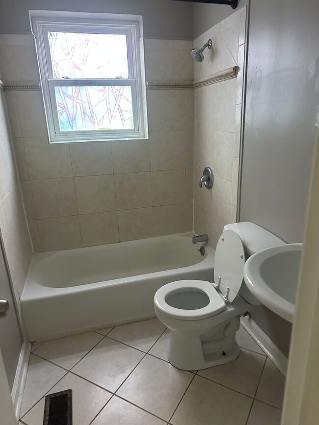 Photo - 414 E Park Ave Unidad 1