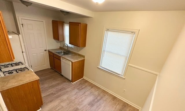 Photo - 221 Flowerdale St