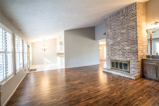 Photo - 2811 S Blue Meadow Cir