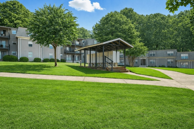 Maplewood Pointe