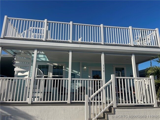 Building Photo - 118 NE Bay Dr