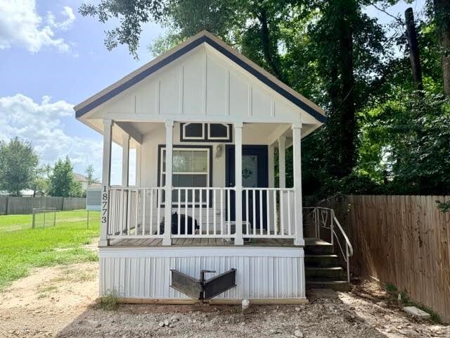 Building Photo - 18773 Forest Ln Cir