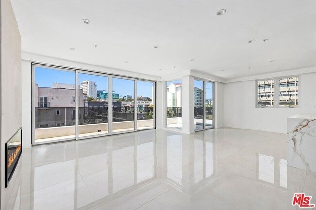 Building Photo - 1414 S Beverly Dr Unit 402 Rental