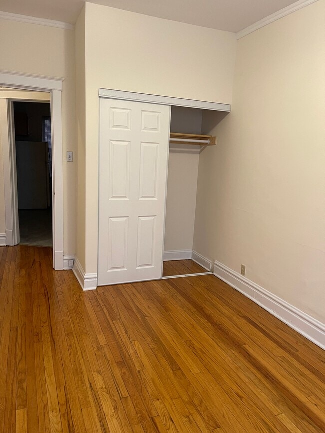 Photo - 6962 N Sheridan Rd Unit ONE BEDROOM - 3B