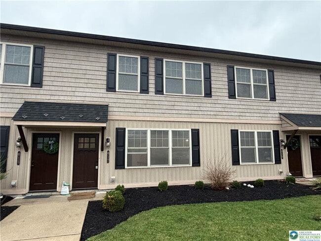 Photo - 617 Linden St