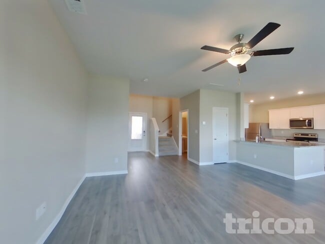 Photo - 126 Harvest Cir