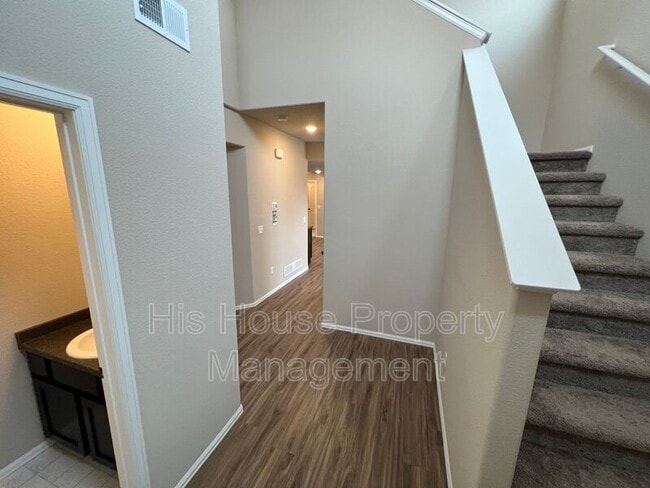 Photo - 5551 29th St