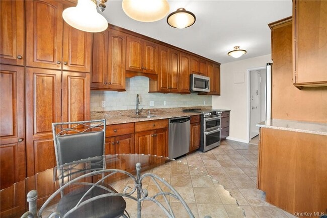 Photo - 300 High Point Dr Unit 512