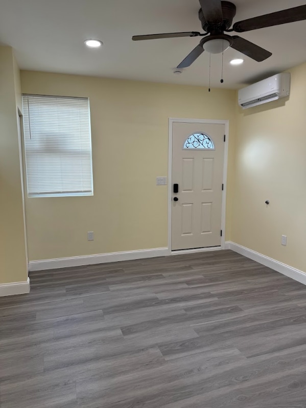 Photo - 1820 C St NE