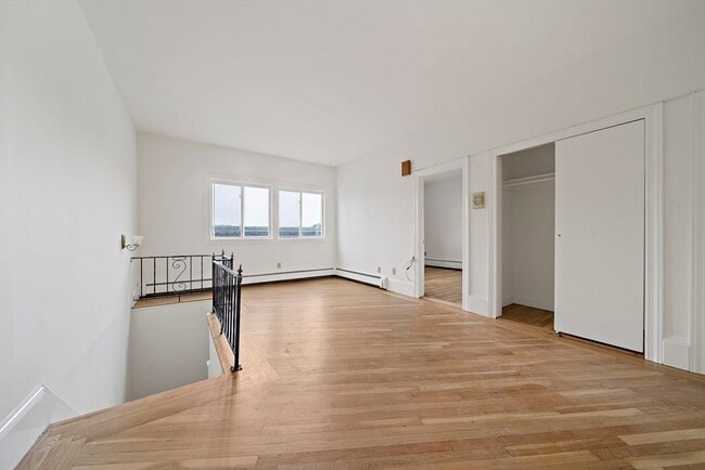 Building Photo - 48 Fenway Unit 11