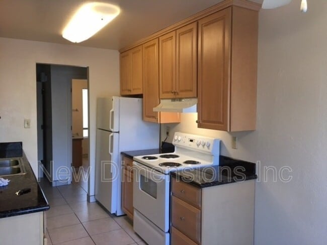 Building Photo - 3920 Clear Acre Ln Unit 93
