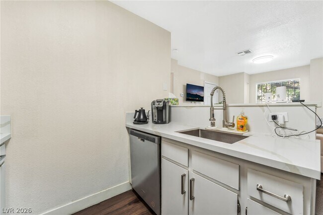 Photo - 3602 Gaylord Dr Unit 155