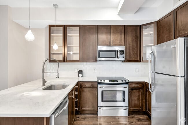 1BR, 1BA - 673SF - Dartmouth - Kitchen