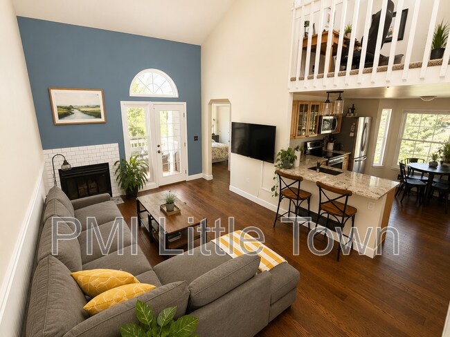 Photo - 8687 W Plymouth Ave