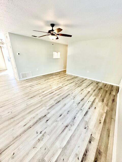 Photo - 806 Meadow Ln