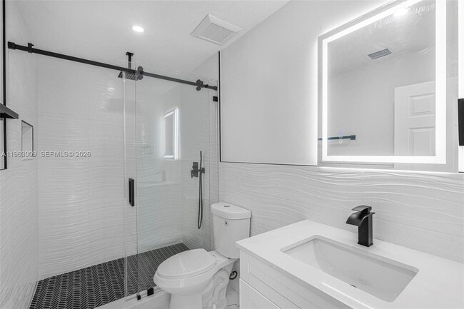 Photo - 2901 SW 92nd Ave