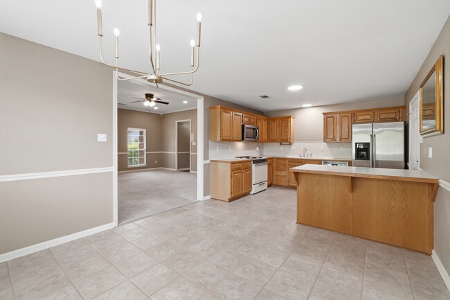 Photo - 1 Zircon Dr