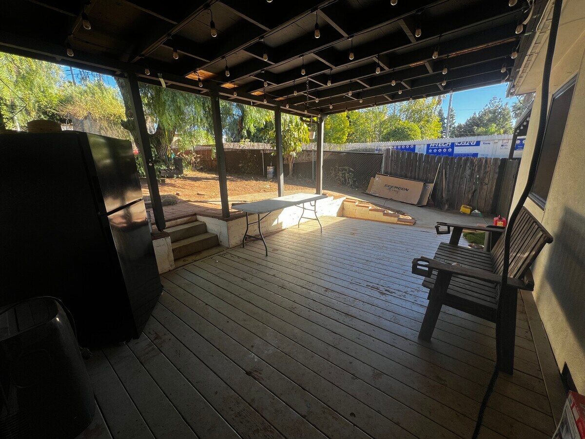 Photo - 9354 Campo Rd Casa