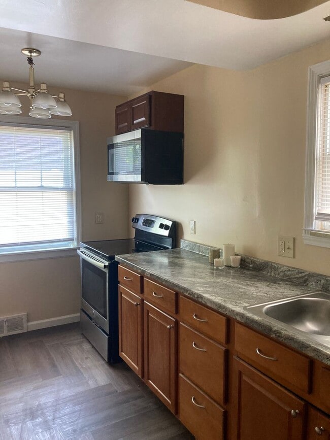 Photo - 4 Bedroom South Euclid House for Rent