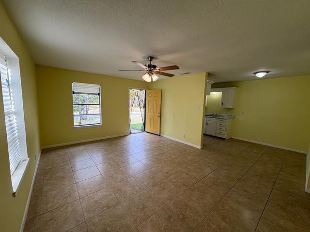 Photo - 2205 Interurban Blvd