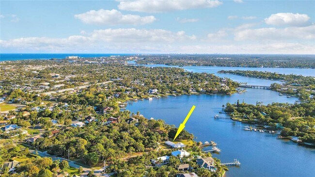 Photo - 19655 N Riverside Dr