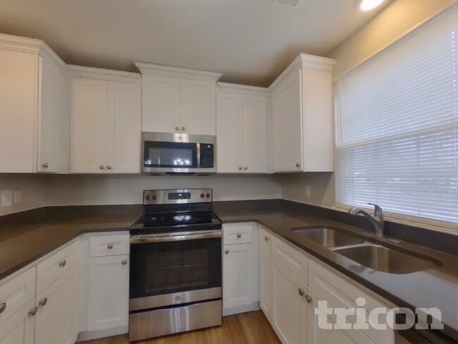 Photo - 8701 Brookstead Dr