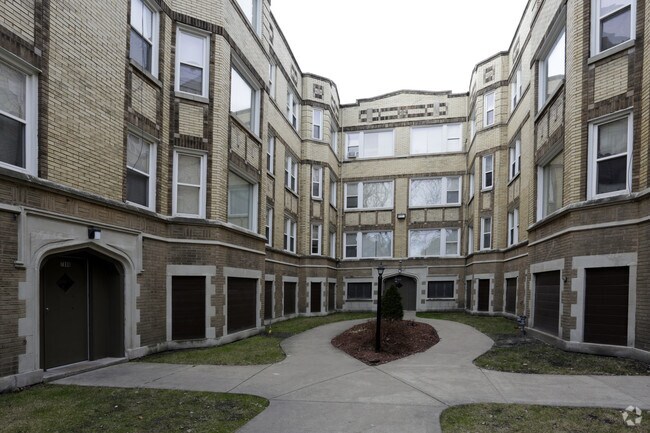 7800 S Essex, ¡alejado - 7800-06 S Essex