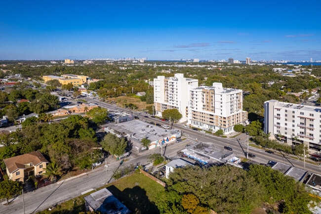 Photo - Notre Dame Apartments