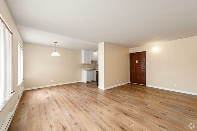 Building Photo - Recently Renovated 1BR in Fantastic Missio... Unit 104 Rental