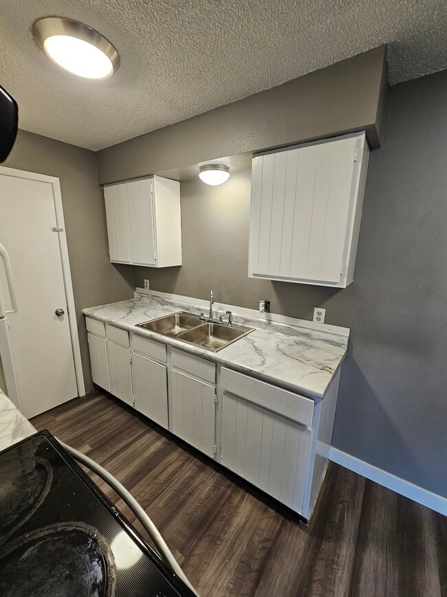 Photo - 1229 Ravenwood Rd Unit 3