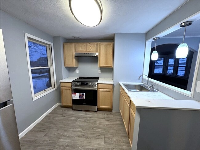 Photo - 306 Dehart Ave